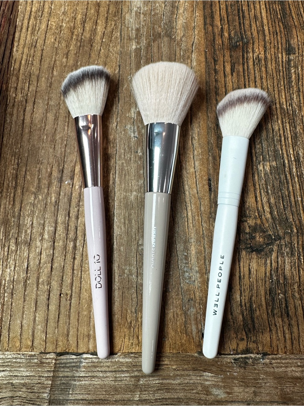 Neutral Makeup Brush Set – Pink, Taupe, and White Powder Brushes - Picture 5 of 9